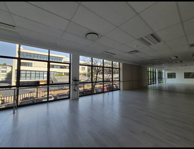 135M² OFFICE TO LET IN ILLOVO